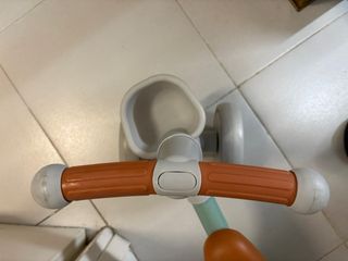 Correpasillos 4 ruedas POBOLN