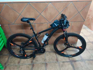 Bicicleta Montaña 29 Negra/Naranja
