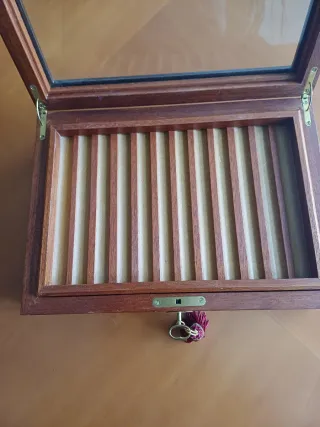 Caja Guarda Plumas Madera Caoba