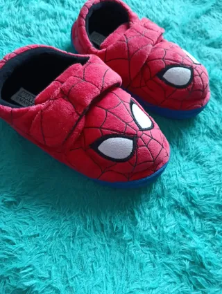 Zapatillas Spiderman Talla 31