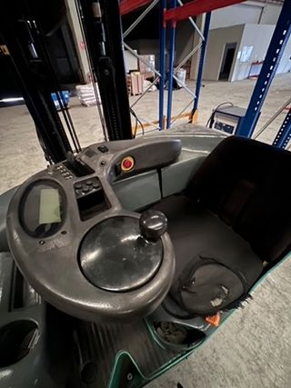 Carretilla Retráctil Eléctrica MITSUBISHI RB16K