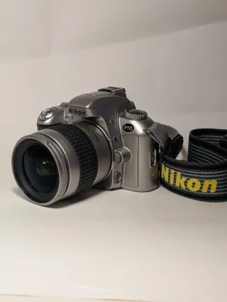 Nikon f55 Cámara reflex analógica + objetivo 28-80