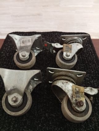 Ruedas para muebles (4 unidades)