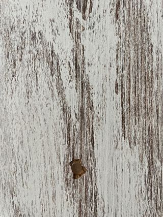 Mesa y 6 Sillas La mesa es de patas  de hierro