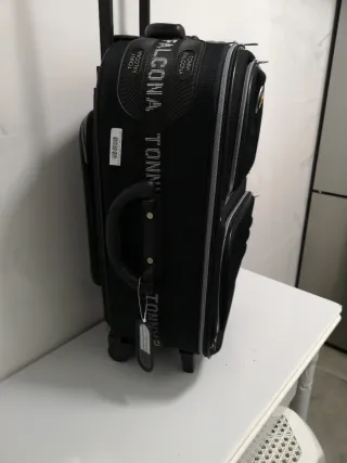 Maleta pequeña Tonny Falcona negra