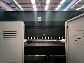 Plegadora CNC Durma AD-R-40175