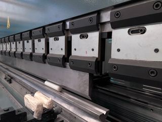 Plegadora CNC Durma AD-R-40175