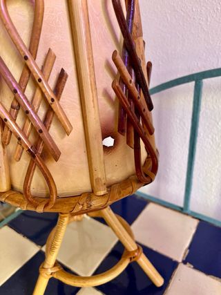 Coppia di lampade in vimini vintage