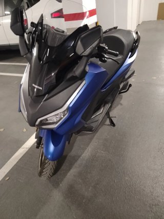 Honda Forza 350