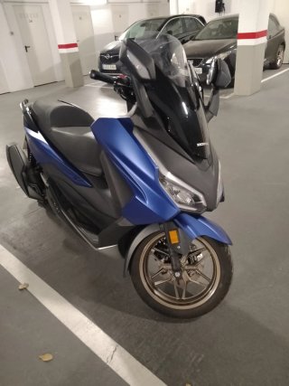 Honda Forza 350