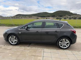 OPEL ASTRA 1.6 DIESEL | Etiqueta C 1 Año Garantía