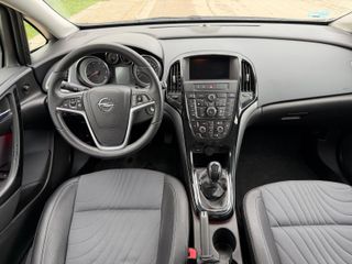 OPEL ASTRA 1.6 DIESEL | Etiqueta C 1 Año Garantía