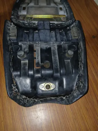 Asiento Suzuki GSF 400 Bandit