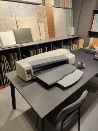 Impresora HP Designjet 100plus