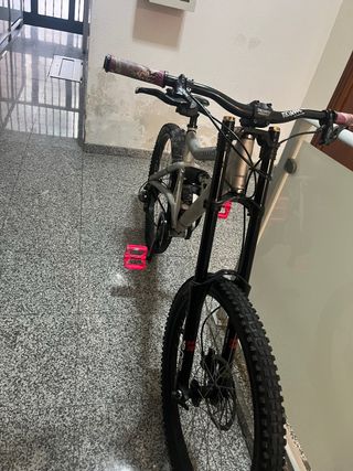 Bicicleta Santa Cruz Bullit
