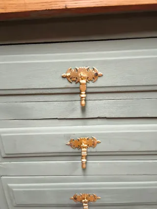 Mesilla o sinfonier rústica decorada