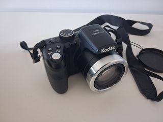 Cámara Kodak PixPro AZ422