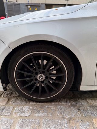 Llantas Mercedes 18” con neumáticos