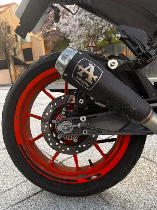 KTM Duke 125 Negra/Naranja