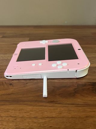 Nintendo 2DS Tomodachi Life Rosa
