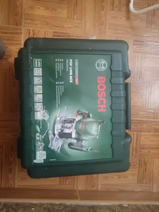 Fresadora Bosch POF 1400 ACE con maletín