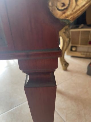 Banqueta tapizada vintage madera. No se envia.