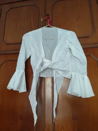 Camisa perforada niña blanca