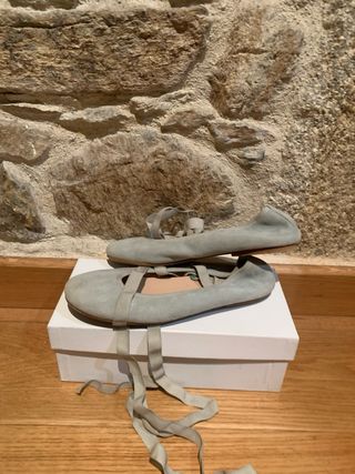 Vestido de comunión blanco con lazo