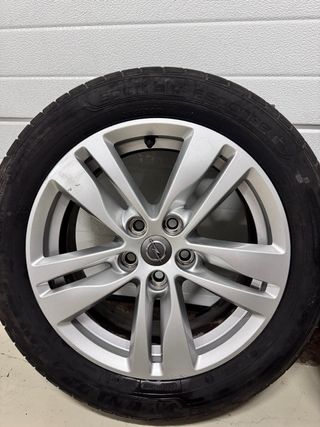 Llantas y neumáticos Opel Astra K 5x105 16''