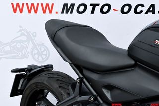 TRIUMPH TRIDENT 660 ¿A2?