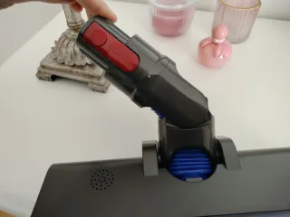 Cepillo Dyson V10 con luces Led y Filtro sin estre