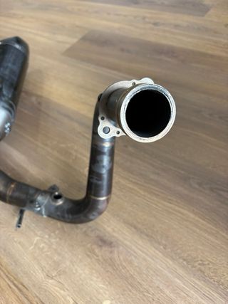 Tubo de escape Akrapovic 51mm