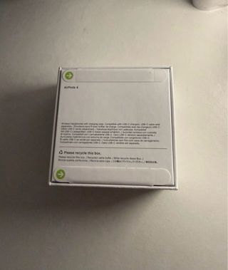 AirPods 4 Gen ANC sin abrir