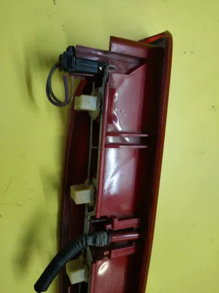 TERCERA LUZ FRENO TRASERA PEUGEOT 307SW FAMILIAR