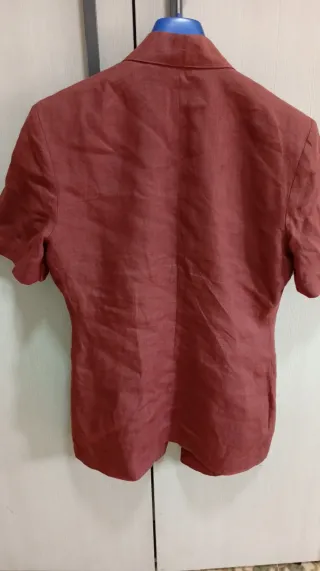 Giacca doppiopetto in lino corta