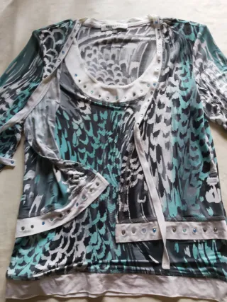 Blusa BRESSELLA Animal Print Verde doble efecto