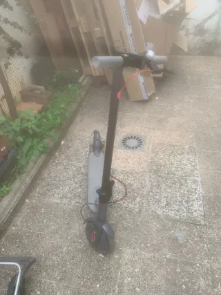 Patinete Eléctrico Negro