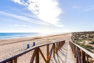 Piso en venta en Torrelamata - La Mata en Torrevieja