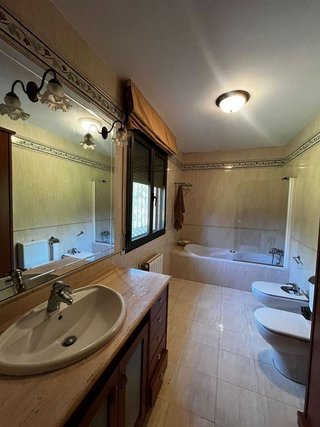 Chalet en venta en Urbanizaciones en Tortosa