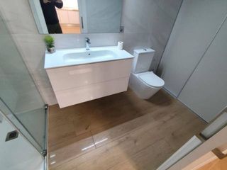 Piso en alquiler en Cardenal Benlloch en Mislata