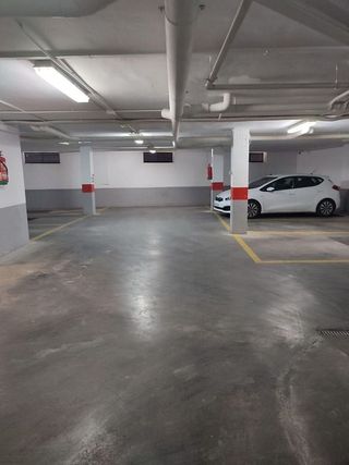 Garaje en venta en Zubia (La)