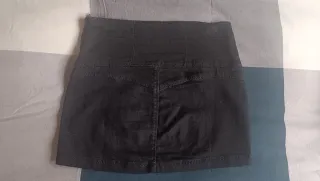 Falda mini vaquera negra