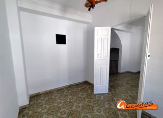 Casa adosada en venta en Alameda