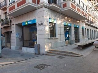 Local comercial en venta en Pubilla Cases en Hospitalet de Llobregat, L´