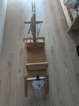 Caballo balancín artesanal madera