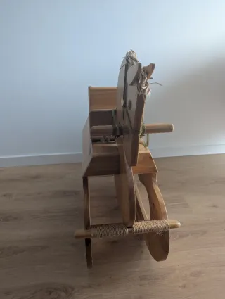 Caballo balancín artesanal madera