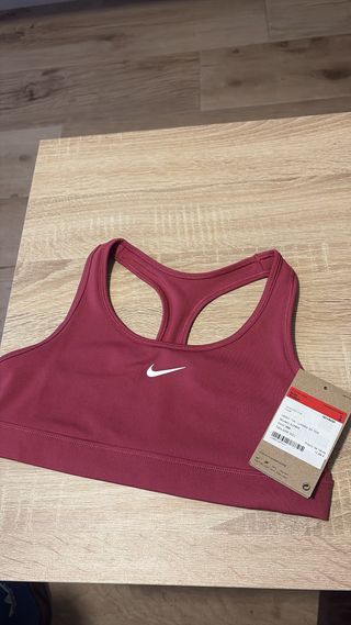 Top deportivo Nike