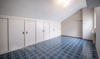 Ático en venta en Porta en Barcelona