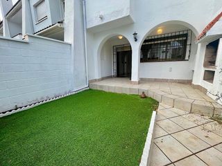 Casa adosada en alquiler en Cabo de las Huertas en Alicante