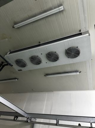 Cámara de ultracongelado y evaporadores